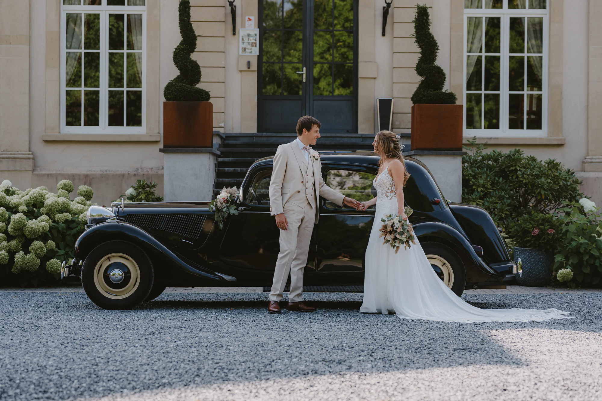 Claire & Jonathan - Photo 8